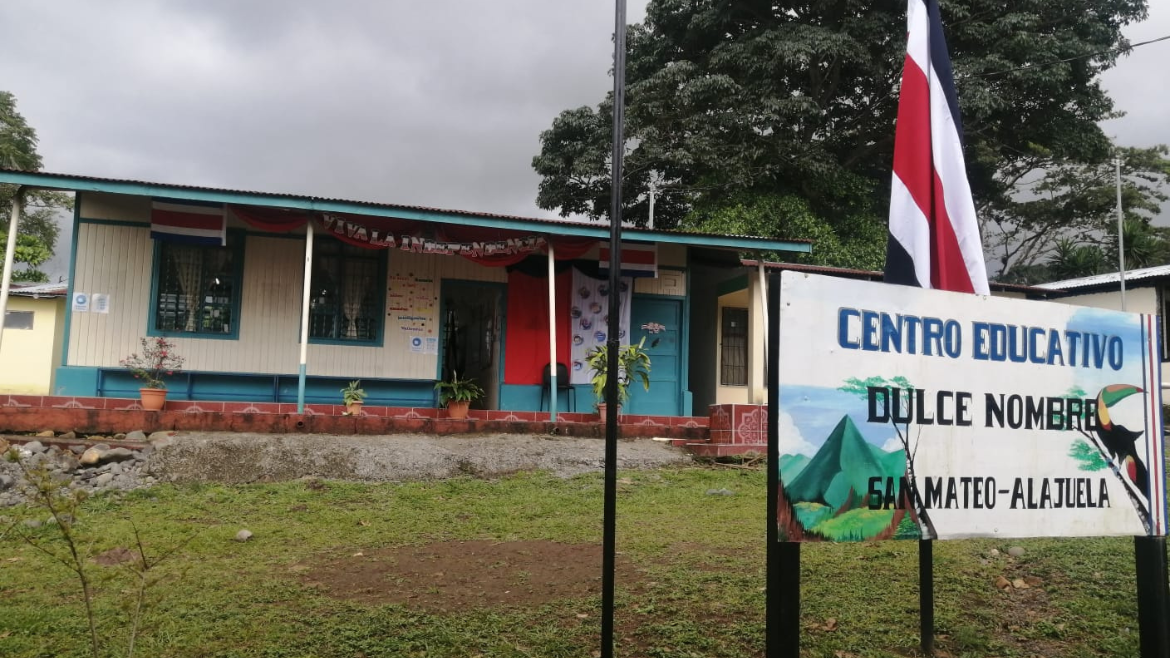 Escuela Dulce Nombre