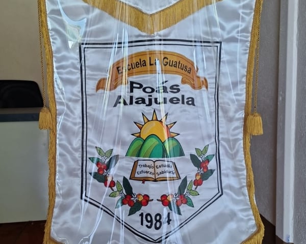Nuestro Estandarte Institucional