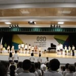 Auditorio con niños.