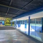 Aulas y corredores.